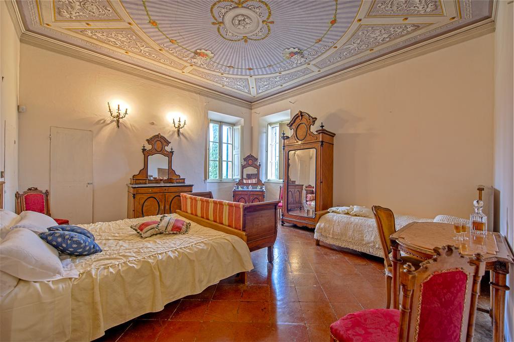 Tenuta Di Petriolo Guest House ตอร์ริตา ดิ เซียนา ภายนอก รูปภาพ