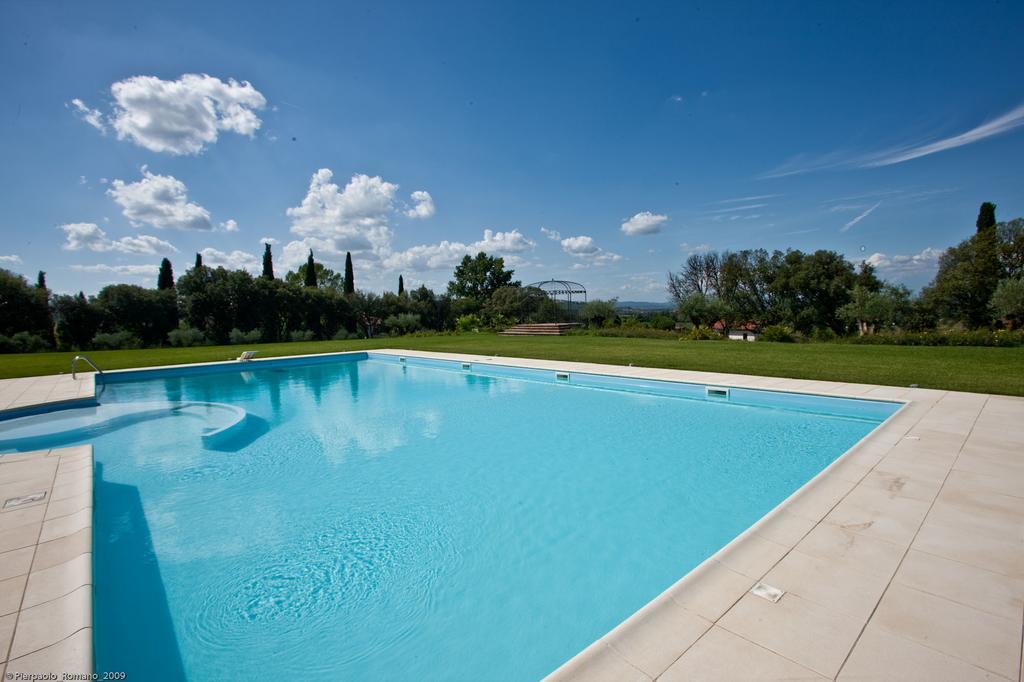 Tenuta Di Petriolo Guest House ตอร์ริตา ดิ เซียนา ภายนอก รูปภาพ