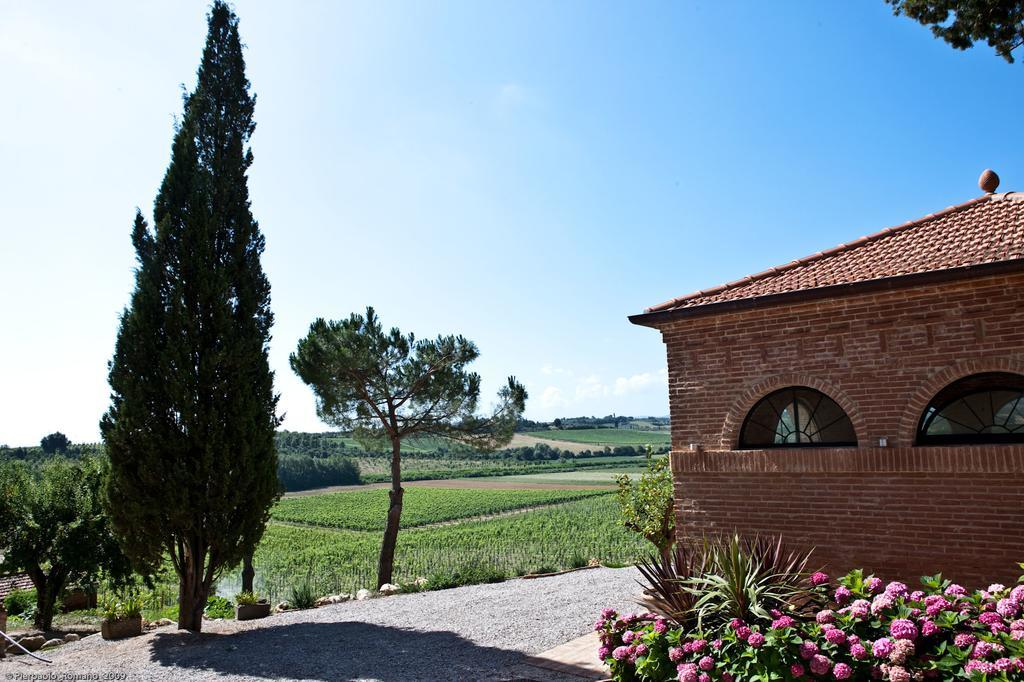 Tenuta Di Petriolo Guest House ตอร์ริตา ดิ เซียนา ภายนอก รูปภาพ