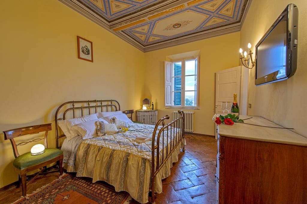 Tenuta Di Petriolo Guest House ตอร์ริตา ดิ เซียนา ภายนอก รูปภาพ