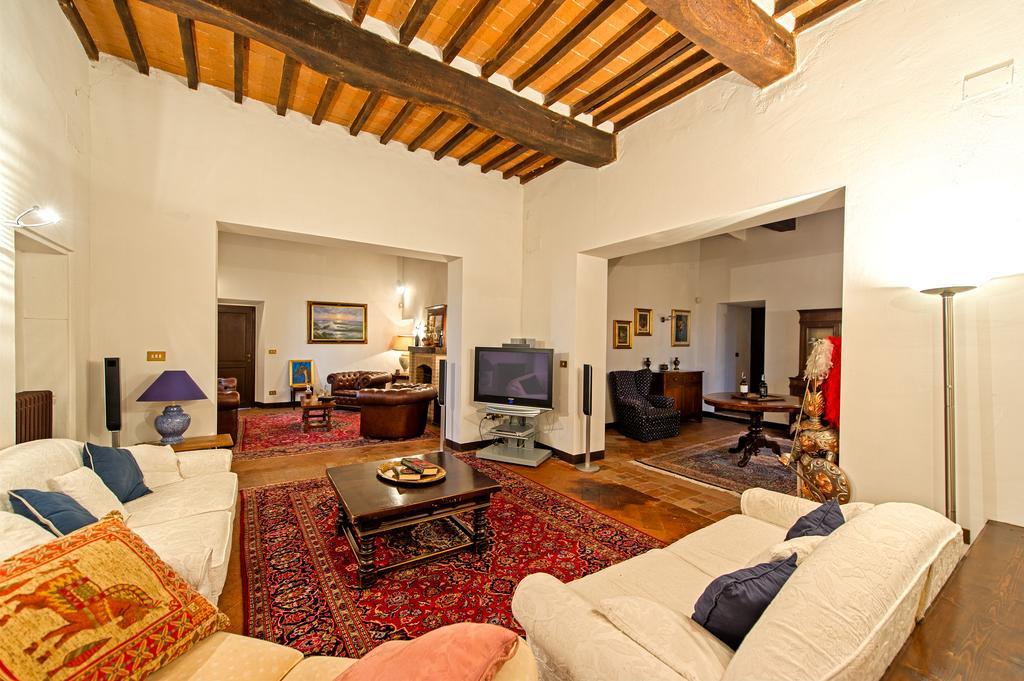 Tenuta Di Petriolo Guest House ตอร์ริตา ดิ เซียนา ภายนอก รูปภาพ